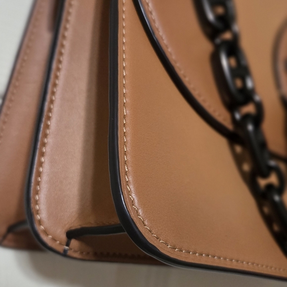 Coach Beat Bag - Picture 7 of 15